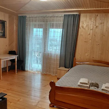 Homestay азалія Yaremche